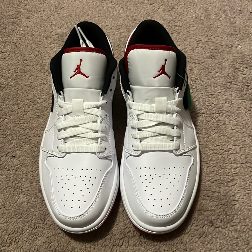 Jordan 1 L white Red & Black University Sneakers!